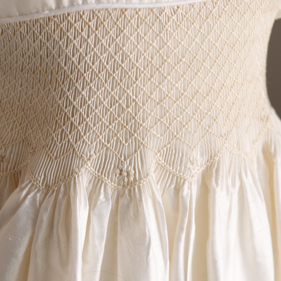 Strasburg Heirloom Smocked Silk Dress Ivory Special Occasion Gown 12 Months - Picture 4 of 8